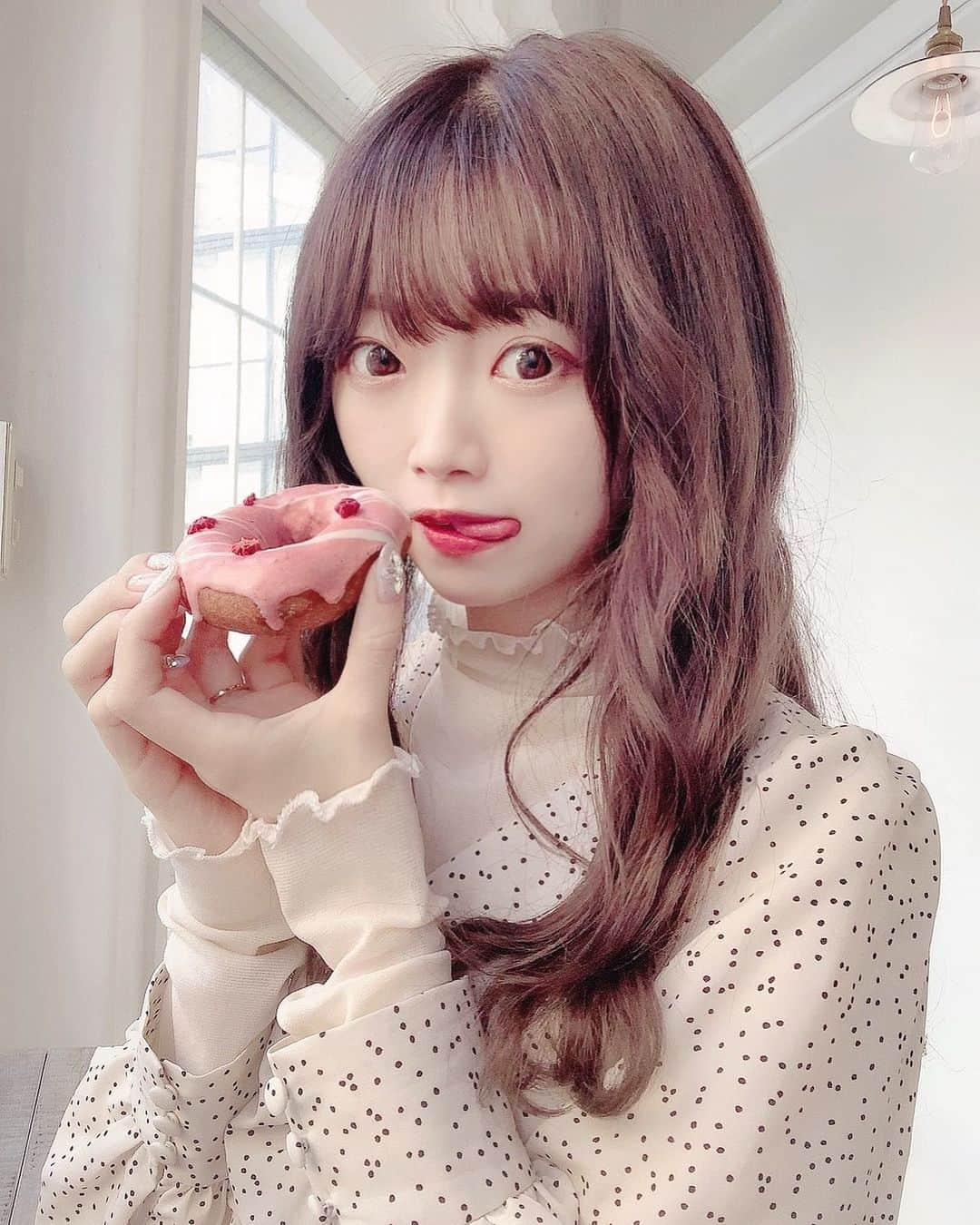 中井りかさんのインスタグラム写真 - (中井りかInstagram)「donut💗🍩」2月6日 23時29分 - rika___n24x