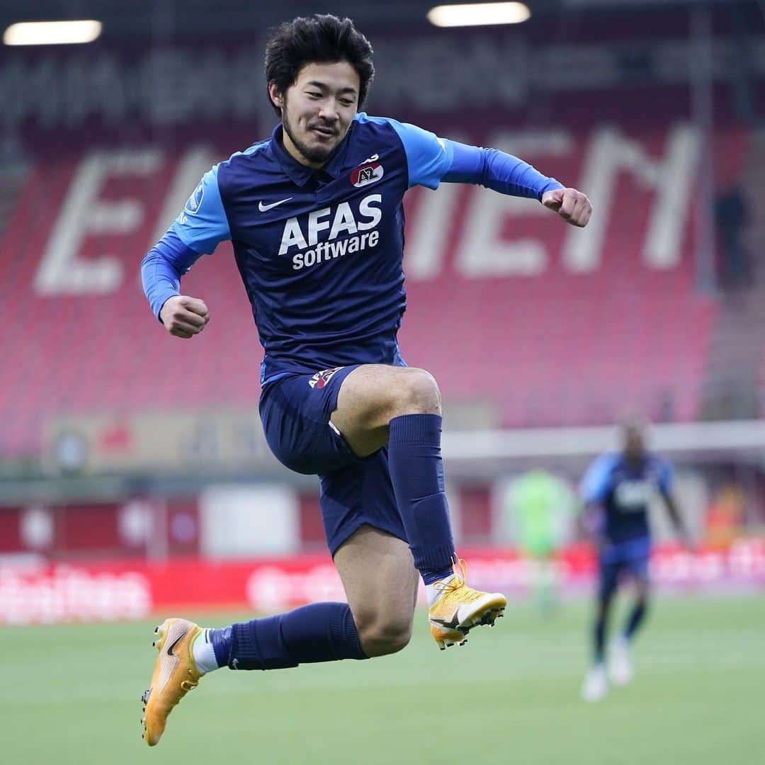 ゲキサカさんのインスタグラム写真 - (ゲキサカInstagram)「AZ菅原由勢が勝利を手繰り寄せる決勝ゴール  #菅原由勢  #AZ #🇳🇱 #soccer #football #海外組 #サッカー #フットボール #⚽️ #gekisaka #ゲキサカ ©︎GettyImages」2月7日 0時11分 - gekisaka