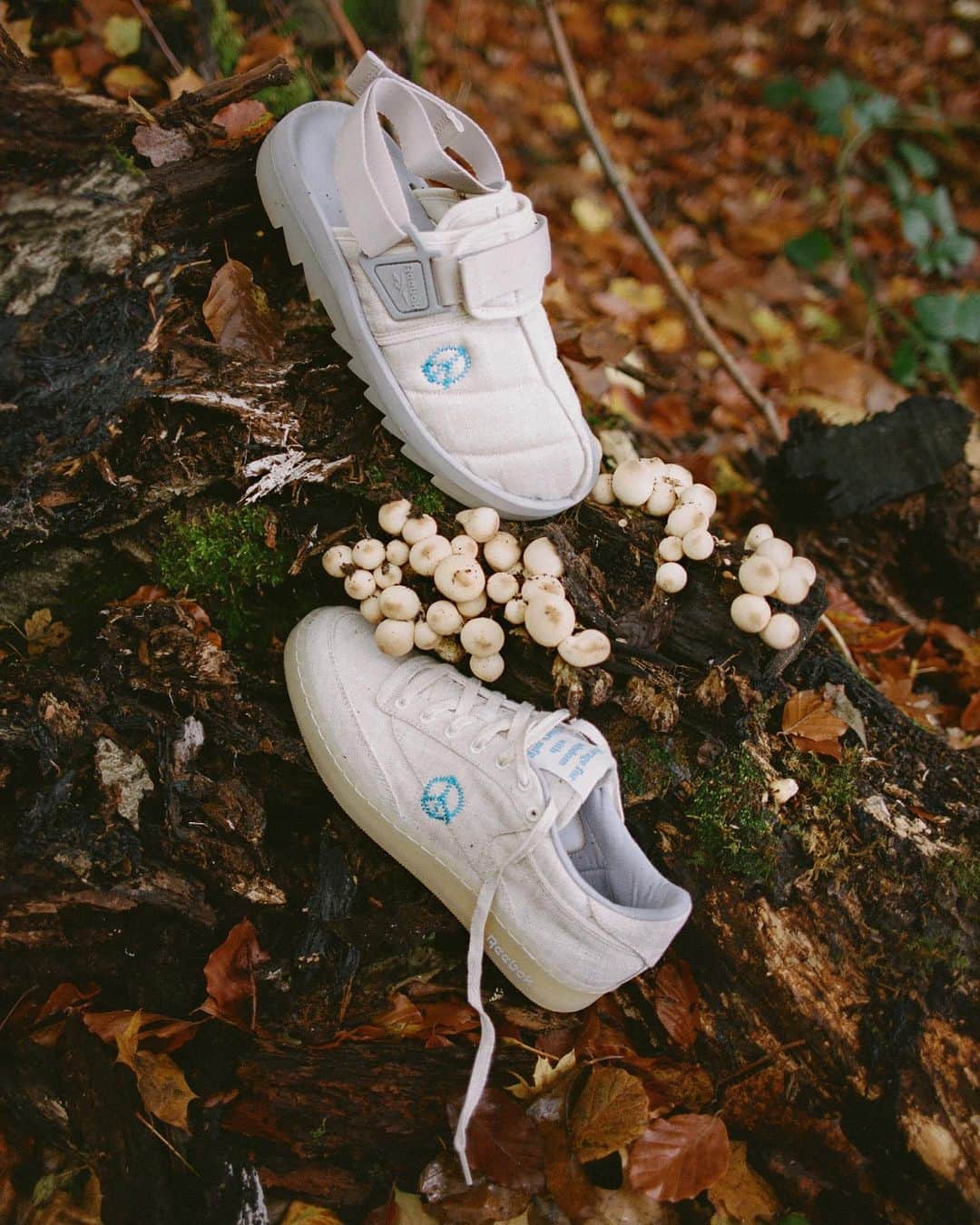 Reebok classicのインスタグラム：「Made for pottering about. The Reebok x @storymfg Beatnik and Club C are available today 1 PM EST at our link in bio.」