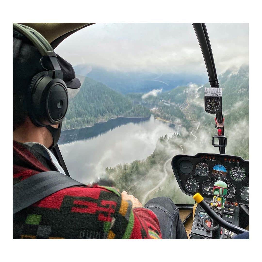 シャンテル・ヴァンサンテンのインスタグラム：「4 years on this grand adventure with you as my handsome co-pilot @iamvictorwebster !! The roads we have traveled haven’t been easy but they have always led me back to you. My heart has found a home.  I know the journey ahead is long but worth it with you by my side. Thank you for loving me, challenging me, reminding me to laugh, to wonder, to explore, to be brave to trust and to let go! I love you ❤️ #HappyAnniversary」