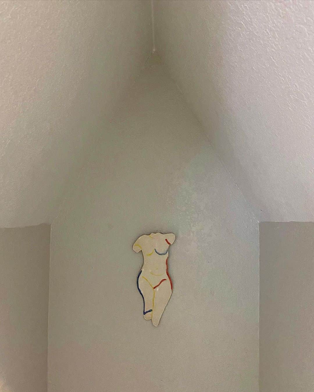glorianotoのインスタグラム：「Home Alter to womxn. Thanks to @laurachautin  ( ps we have a couple at the noto flagship if you’re listing for your own )」