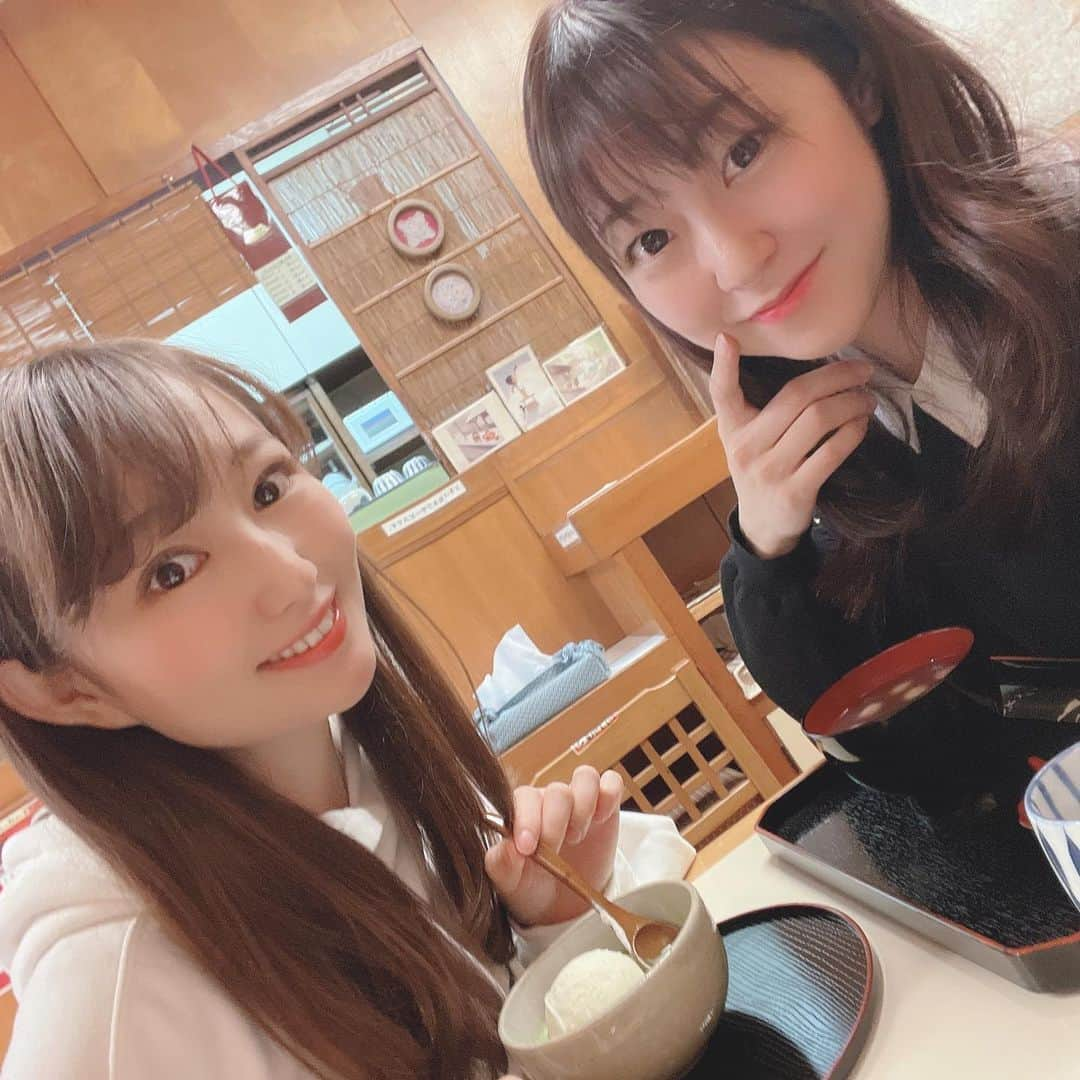 長谷川麻衣さんのインスタグラム写真 - (長谷川麻衣Instagram)「ともちゃん(トモダチ)に教わって、サ活(サウナ活動)が今後の趣味になりそうです🧖‍♀️  とは言え、水風呂はまだ苦手です😂  新参者ですが、温かく見守ってください😇✨  #写真はいつかの #サウナラボ  #フィンランド式サウナ  #サ水 #サウナ #サ活 #サ活女子  #いつのまにやら  #サ活はじめました  #ととのう #サウナー女子  #新参者」2月7日 1時49分 - hasegawa_maimai