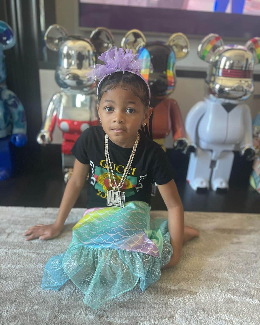 DJ.マスタードのインスタグラム：「happy birthday to my baby she’s 6 today man times flying and i’m just happy to be here to be with her every step of the way and also let her boss me around and spend all my money lmfao she’s really good at that lol but she’s also good at loving her dad she stops me b4 i leave the house if i forget she’ll run to the door like you forgot to give me a hug lol i’ve never known a love like this ! i’m grateful to have it !!!! love you barbie queen lol ...」