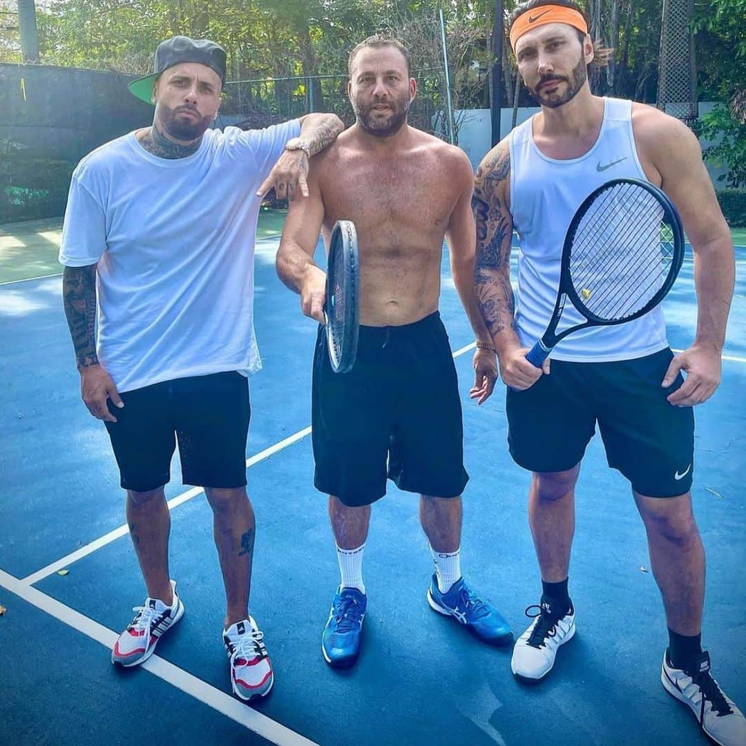 NICKY JAMさんのインスタグラム写真 - (NICKY JAMInstagram)「Good tenis day with @davegrutman」2月7日 2時35分 - nickyjam