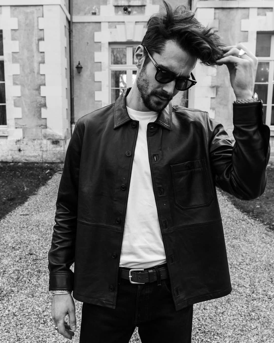 NICOLAS SIMOESのインスタグラム：「Rock n’ roll 🎬😎」