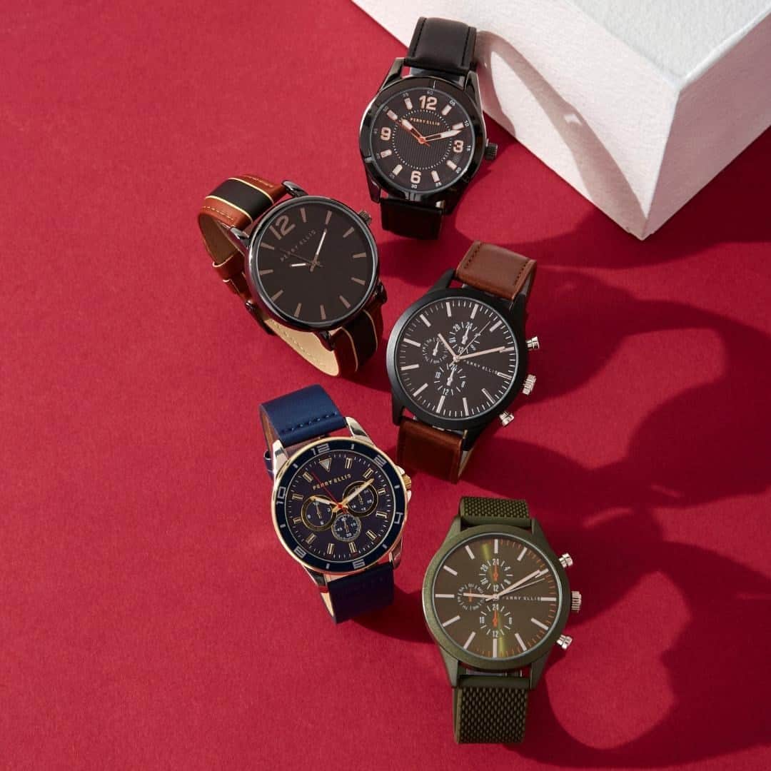 ペリーエリスのインスタグラム：「Valentines Day gifting made easy with our statement accessories - tap to shop  #LifeReadySince1976」