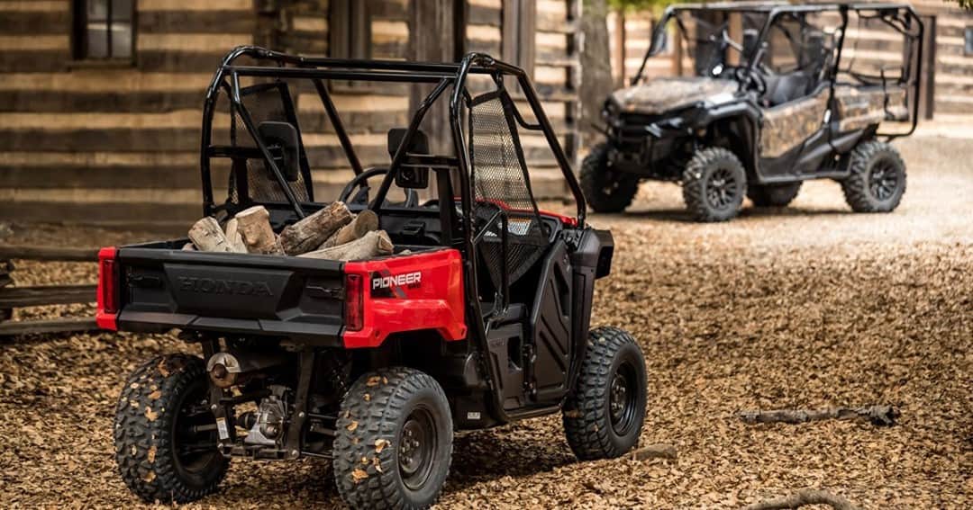 Honda Powersports USさんのインスタグラム写真 - (Honda Powersports USInstagram)「On the farm or on the trail, the 2021 Pioneer 520 is your go-to side-by-side that punches well above its size and weight. #pioneer520 #hondasxs #betteronahonda」2月7日 3時00分 - honda_powersports_us