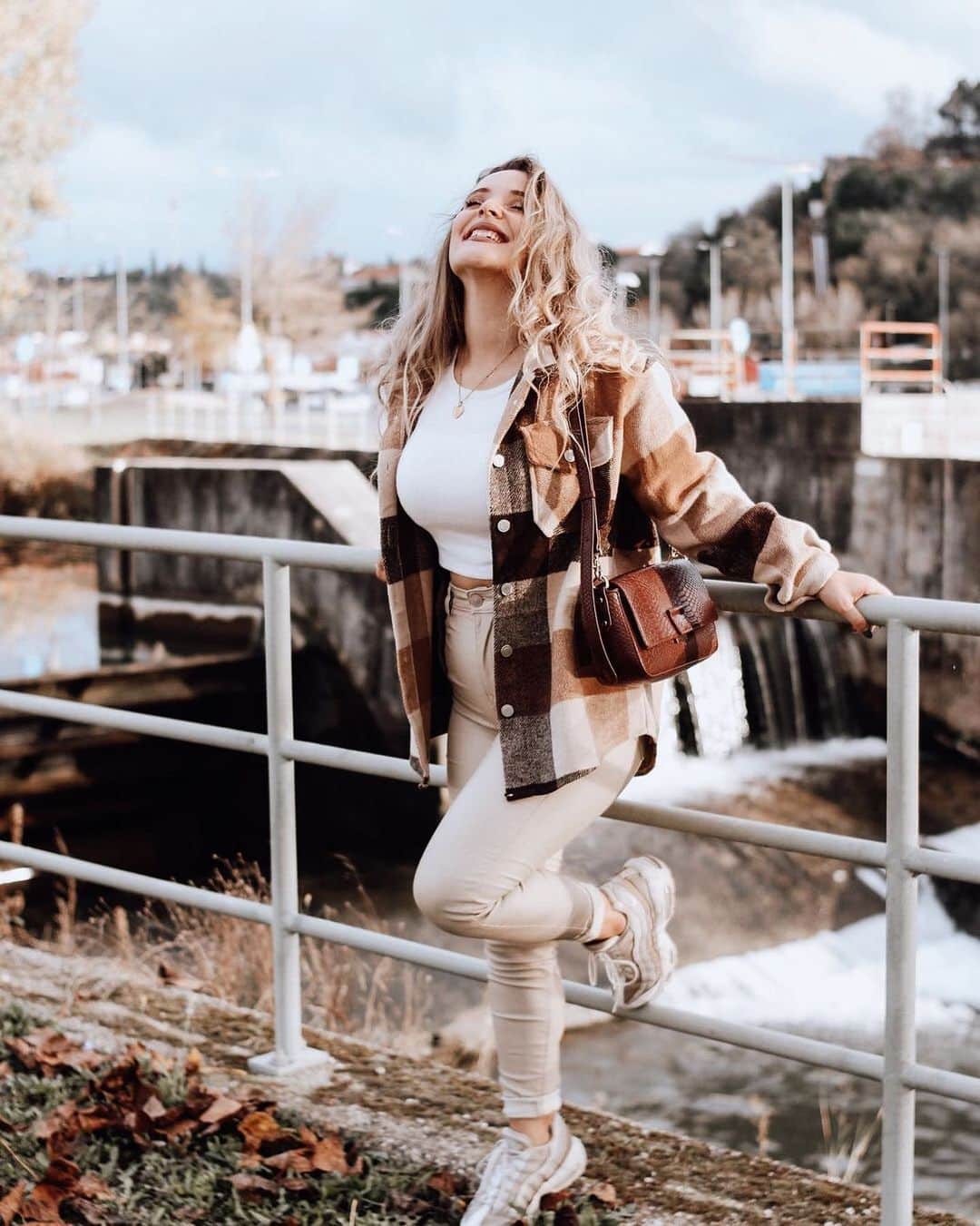 SHEINのインスタグラム：「Lead with happiness 💘  @rutesimao  Shop Item #: 1347379  #SHEINgals #SHEINstyle #SHEINSS21 #chic」