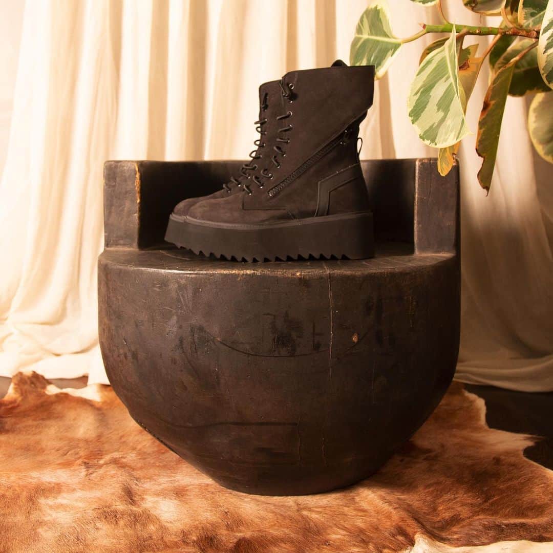 ブルーノボルデーゼのインスタグラム：「BRUNO BORDESE  PAOLA  fw20-21」