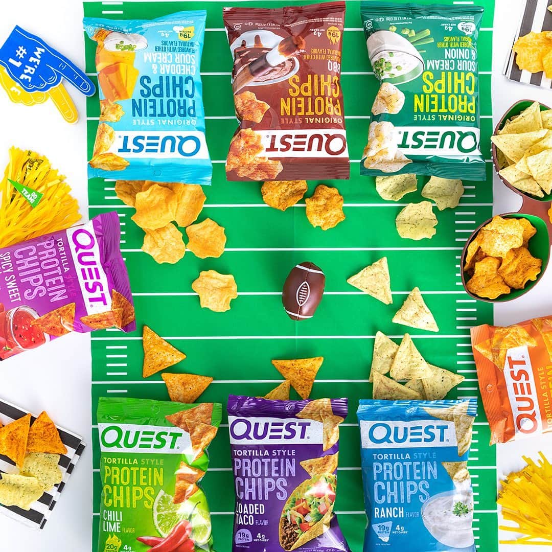 questnutritionさんのインスタグラム写真 - (questnutritionInstagram)「Ready for the #BigGame!? 🙌🏈🤩 Find Quest Chips & Pizza in a store nearest you using the “Quest Store Locator” via the link in our bio. 💯 #OnaQuest #QuestNutrition」2月7日 3時49分 - questnutrition