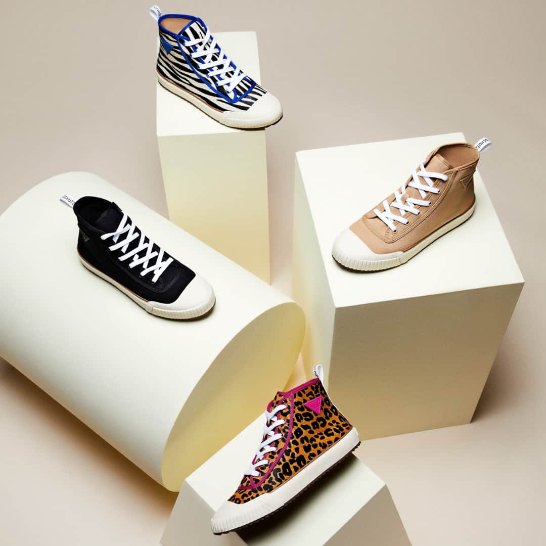 Schutzのインスタグラム：「MANY OPTIONS, ONE CRUSH - SCHUTZ SMASH UP ❤️ #schutzsmashup」