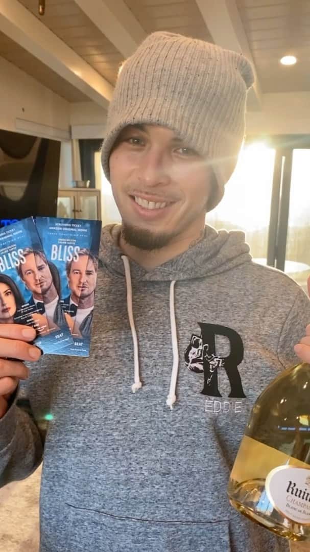 ジーナ・カラーノのインスタグラム：「I had my buddy & Muay Thai fighter @eddie_abasolo help me open up this at home premiere dinner by @vespertine.la we are mind blown by the presentation and had a blast opening it.. ☺️🙏@vespertine.la will be donating 10,000 meals to the LA mission in celebration of the opening of “Bliss”. Excited to see the movie with two of my faves. #OwenWilson & #SalmaHayek on @amazonprimevideo 💫」