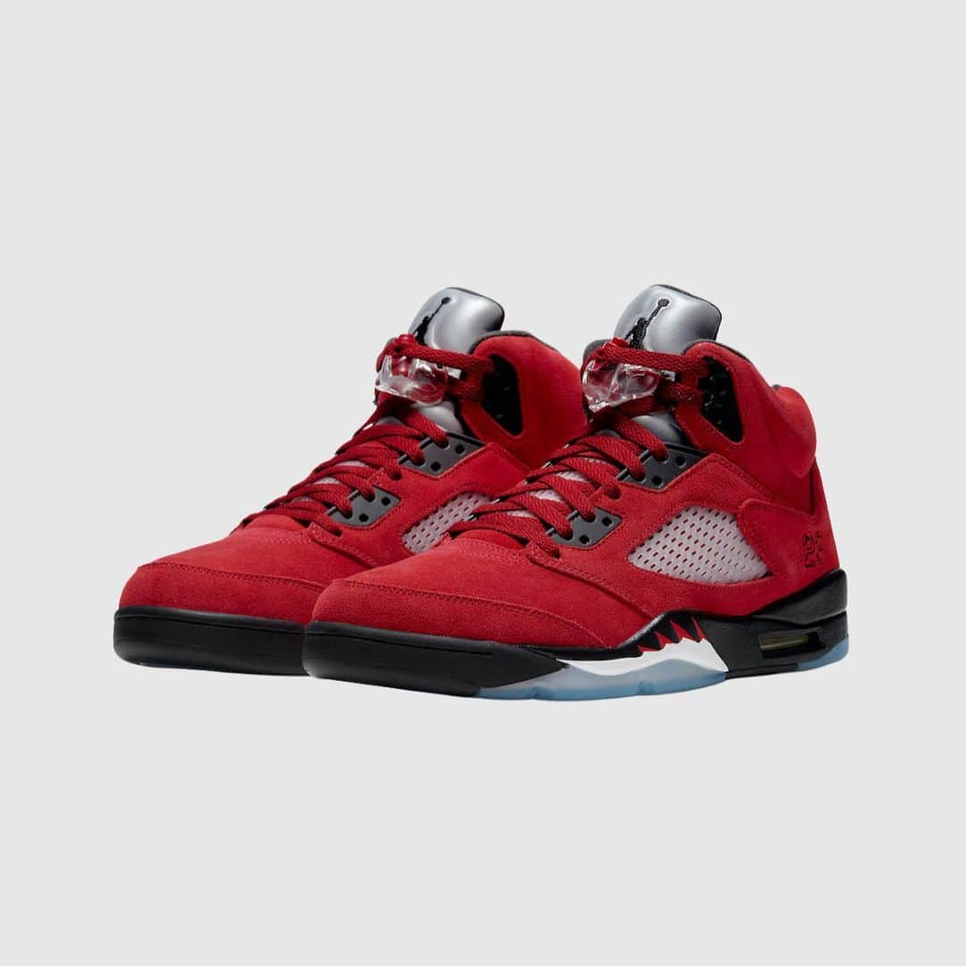 Sneakgalleryのインスタグラム：「Official images of the Air Jordan 5 #RagingBull scheduled to release April 10th.」