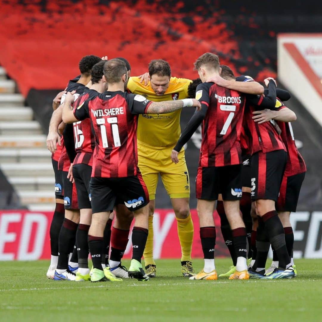 アスミル・ベゴヴィッチさんのインスタグラム写真 - (アスミル・ベゴヴィッチInstagram)「Big win today boys! Let’s keep it going 🆎🧤🍒⚽️ @officialafcb @ab1gk」2月7日 5時35分 - asmir1