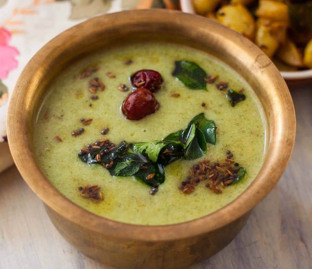 Archana's Kitchenさんのインスタグラム写真 - (Archana's KitchenInstagram)「#WinterRecipes  Palak Kadhi is a comforting curry made with fresh spinach leaves that is pureed and cooked along with yogurt curry. It is a favourite North Indian everyday dish that is perfect for winters. Get the recipe from the smart.bio link in my profile @archanaskitchen  . . . . . #recipes #easyrecipes #kadhi #kadhirecipes #punjabikadhi #Indianlunch #indiandinner #archanaskitchen #healthyeating #highprotein #breakfastclub #homemadefood #eatfit #cooking #food #healthyrecipes #foodphotography #recipeoftheday #comfortfood #deliciousfood #delicious #instayum」1月14日 14時30分 - archanaskitchen