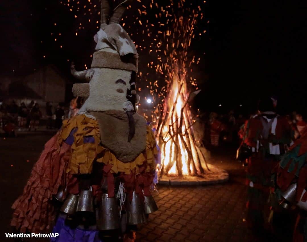 ABC Newsさんのインスタグラム写真 - (ABC NewsInstagram)「At the Surva festival in the Bulgarian village of Kosharevo, performers wearing frightening masks and costumes dance around bonfires, shaking loud copper bells in the hope of driving out the bad spirits and bringing good health and fertility ahead of the coming of spring.」1月14日 14時31分 - abcnews