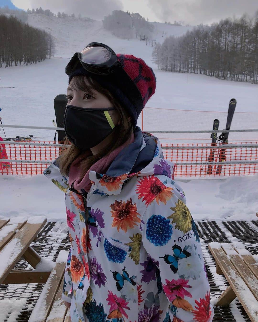 神野風月のインスタグラム：「年末に少しだけスノボしてきたあああ」