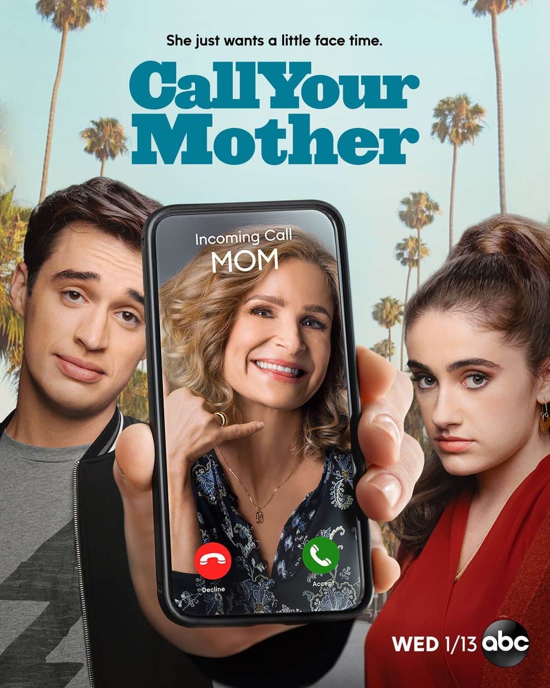 ジョーイ・ブラッグのインスタグラム：「TONIGHT AT 9:30! Truly a dream come true to work on this show with all the amazing people that make it happen. Make sure to call your mother and remind her that her new favorite show premieres tonight!」