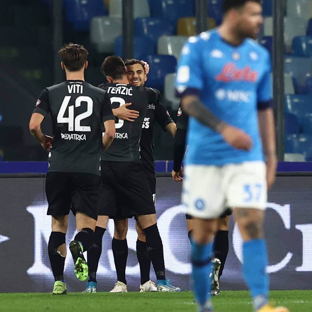 エンポリFCさんのインスタグラム写真 - (エンポリFCInstagram)「📸📸📸 Al Maradona vince il Napoli ma gli azzurri escono tra gli applausi」1月14日 6時57分 - empoli_fc_official