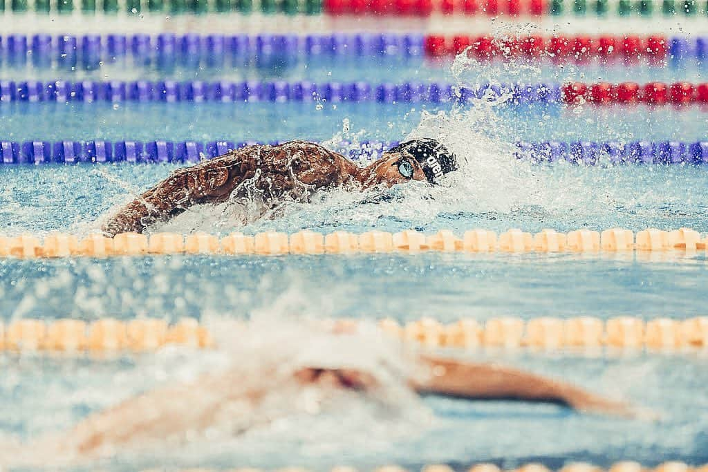 マテウス・サンタナのインスタグラム：「👀🏊🏾‍♂️💨」