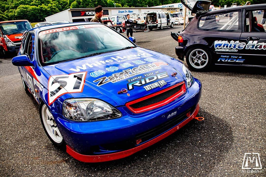 mistbahnさんのインスタグラム写真 - (mistbahnInstagram)「_ WhiteHawk 神聖運輸 Honda EK9 CIVIC _ _ Shot on May-24 2020 "HONDA VTEC ONE MAKE RACE 2020 Rd.2" organized by @zerofighterautocustom at Okayama International Circuit  _ car: @whitehawk51 photo: @mistbahn _ _ JP) 2020年5月24日 岡山国際サーキット、ゼロファイターさん( @zerofighterautocustom )主催「HONDA VTEC ONE MAKE RACE 2020 Rd.2」。 _ _ #hondavteconemakerace #ホンダvtecワンメイクレース #zerofighterautocustom #ゼロファイター #okayamainternationalcircuit #岡山国際サーキット #whitehawk#神聖運輸 #civic #hondacivic #ホンダシビック #シビック #ctr  #ek9 #ekcivic #n1civic #ffchallenge #ffチャレンジ #osakajdm #kanjo #kanjostyle #kanjoracer #kanjozoku #trackcar #timeattack #timeattackjapan #hondasontrack」1月14日 7時40分 - mistbahn