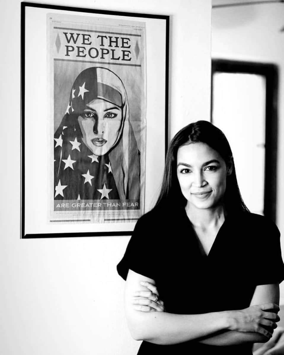 Shepard Faireyのインスタグラム：「We the people are greater than fear. Thank you, @aoc @repaoc for speaking out about last week’s attacks at the Capitol. Visit my link in bio to listen to her statement. -Shepard  Photo: @erinlefevrephoto」