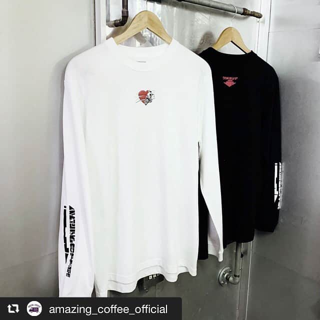 LDH kitchenさんのインスタグラム写真 - (LDH kitchenInstagram)「. . @amazing_coffee_official  . 👚AMAZING TEE〜TOKYO SHIBUYA Long Tee〜👕 . TOKYO SHIBUYA1周年記念GOODSが、今なら数量限定でTOKYO NAKAMEGURO、OSAKA SOUTH SIDE、ONLINEにて販売中です😳✨ ※TOKYO NAKAMEGUROは白色のみの販売となります。 . スタッフおすすめポイントは…💡 袖に描かれた@dragon76art さんデザイン👨‍🚀🖌 チラッと見えるのがとってもオシャレですね…🧐👌🏼 . またホワイトカラーは、何にでも合わせやすいのでオススメです☝🏻✨ 是非、着こなしてみてくださいね👀 . #AMAZINGCOFFEE #AMeCO #アメコ #Coffee #TOKYONAKAMEGURO #OSAKASOUTHSIDE #TOKYOSHIBUYA #中目黒カフェ #堀江カフェ #渋谷カフェ #shirt #fashion #☕️ #LDHkitchen  @dragon76art」1月14日 8時12分 - ldhkitchen_official