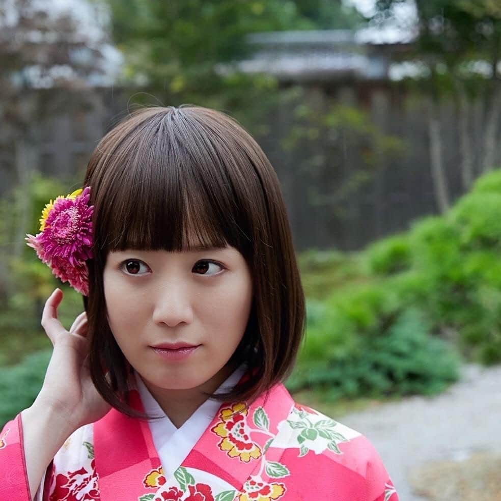 鈴木聖奈のインスタグラム：「＊ #着物 #着物ヘア  #着物コーディネート  #着物女子  #着物ヘアアレンジ  #着物レンタル  #着物デート  #着物コーデ  #着物好き  #振袖 #ファッション #ヘアメイク #メイク #空手 #空手女子 #ロードバイク #ロードバイク女子 #振袖 #ウィッグ  #ビール #ビール党 #ビール女子 #beer #kimono  #kimonostyle  #kimonofashion  #kimonogirl  #japanese #japanesegirl  #japaneseculture  #japan」