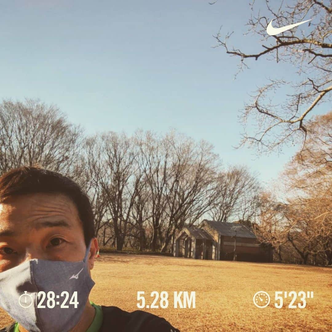 磯部正文のインスタグラム：「たまたま523で揃う🏃 と思ってたら違った 老眼です すみません」