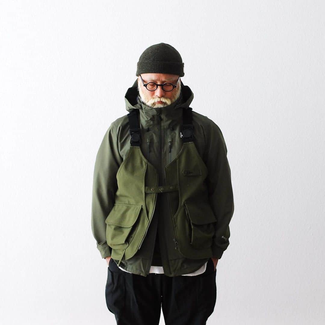 wonder_mountain_irieさんのインスタグラム写真 - (wonder_mountain_irieInstagram)「_ snow peak apparel / スノーピーク アパレル "TAKIBI Vest - 3L WaterProof -" ¥39,600- _ 〈online store / @digital_mountain〉 https://www.digital-mountain.net/shopdetail/000000009162/ _ 【オンラインストア#DigitalMountain へのご注文】 *24時間受付 *15時までのご注文で即日発送 *1万円以上ご購入で送料無料 tel：084-973-8204 _ We can send your order overseas. Accepted payment method is by PayPal or credit card only. (AMEX is not accepted)  Ordering procedure details can be found here. >>http://www.digital-mountain.net/html/page56.html  _ #snowpeakapparel #snowpeak #スノーピークアパレル #スノーピーク _ 本店：#WonderMountain  blog>> http://wm.digital-mountain.info/ _ 〒720-0044  広島県福山市笠岡町4-18  JR 「#福山駅」より徒歩10分 #ワンダーマウンテン #japan #hiroshima #福山 #福山市 #尾道 #倉敷 #鞆の浦 近く _ 系列店：@hacbywondermountain _」1月14日 10時37分 - wonder_mountain_