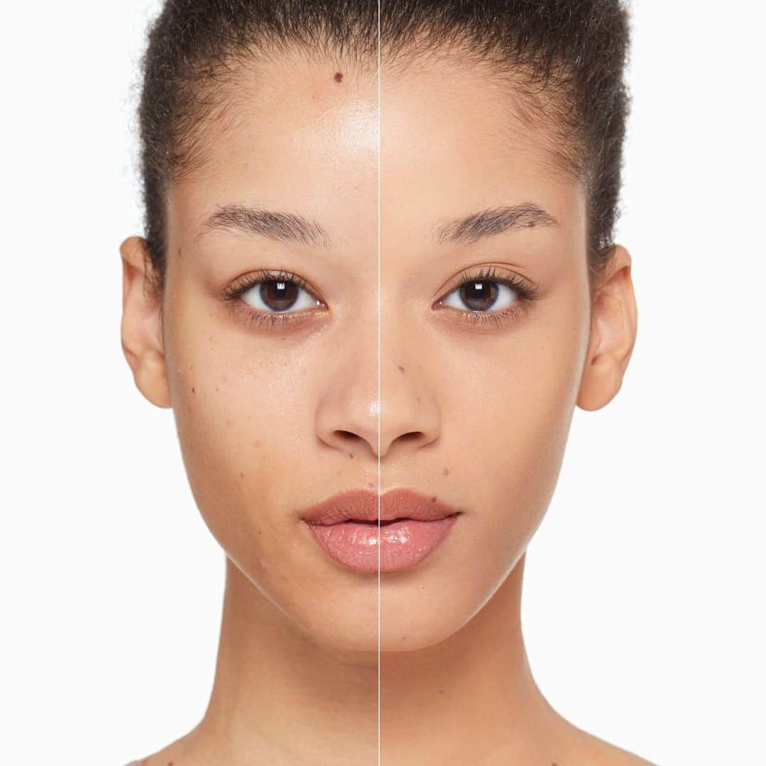 Clarins Canadaのインスタグラム：「Our new Everlasting Foundation conceals imperfections, redness & birthmarks and blends into the skin thanks to its ultra-light texture. For a flawless look and coverage that holds 24 hours.🕔 __________ Notre nouveau fond de teint Everlasting masque imperfections, rougeurs et même les taches de naissance. Sa texture ultra-légère fond sur la peau, pour un teint zéro défaut qui tient la route pendant 24 heures.🕔 . . . #Clarins #ItsAllAboutYou #ClarinsMakeUp #EverlastingFoundation #Lifeproof」