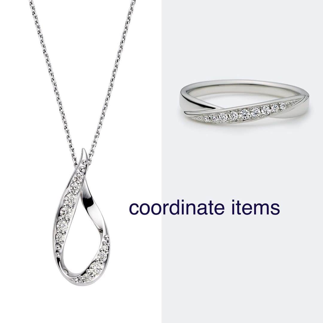 ヴァンドーム青山さんのインスタグラム写真 - (ヴァンドーム青山Instagram)「. 【 coordinate 】 2021年を記念したイヤーモデル ネックレスとマリッジリング。  白く気品のあるプラチナの艶と眩いばかりに輝くダイヤモンドが、シンプルな装いを洗練された印象に。   #vendomeaoyama  #ヴァンドーム青山 #ジュエリーコーディネート #jewelry #accessory #necklace #ネックレス #marriagering #結婚指輪 #マリッジリング  #platinum #プラチナジュエリー #ダイヤモンドネックレス」1月14日 12時23分 - vendomeaoyama_official