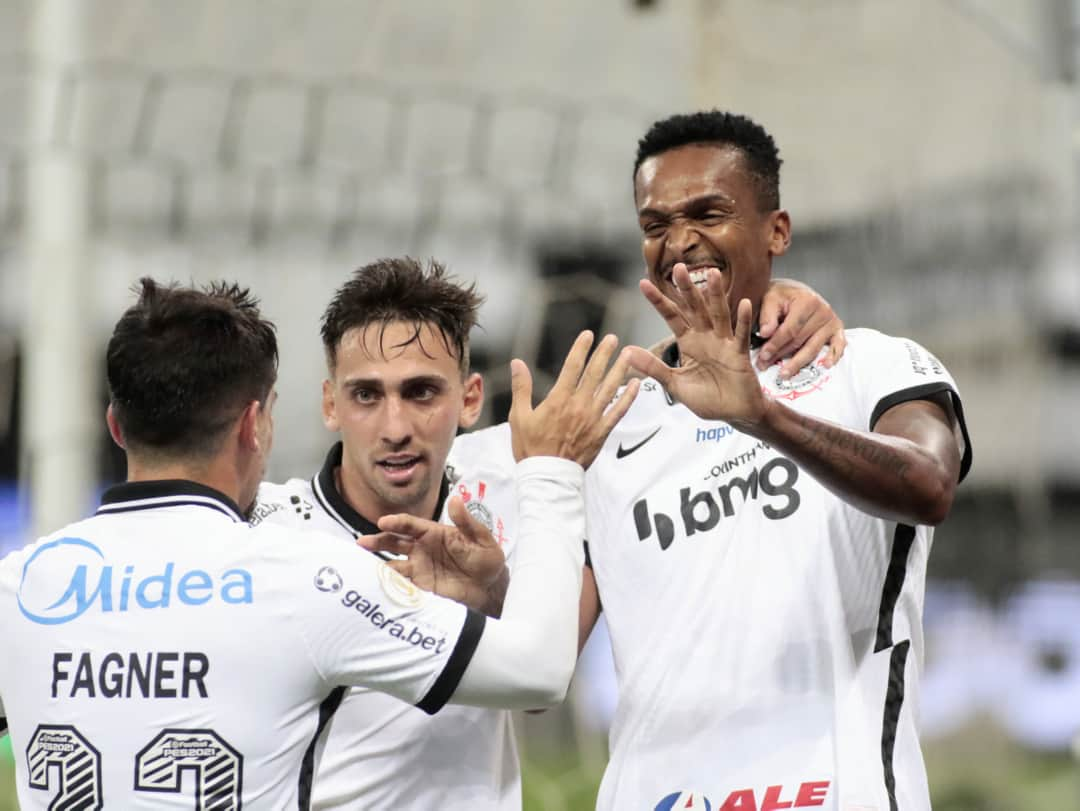 コリンチャンスさんのインスタグラム写真 - (コリンチャンスInstagram)「As 📷 da goleada ficaram ótimas! 😎⚫⚪⠀ ⠀ 📷 Rodrigo Coca/Ag. Corinthians⠀ ⠀ #PrimeiraDoAno #VaiCorinthians #BMG #Nike #CorinthiansEPositivo #Matrix #Midea #Poty #Serasa #Orthopride #BrahmaNoBandoDeLoucos #CartãodeTodosCorinthians #AleCombustíveis #DoTerra #Hapvida #GaleraBET」1月14日 12時37分 - corinthians