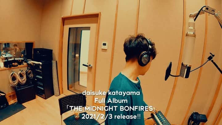 ダイスケのインスタグラム：「THE MID NIGHT BONFIRESのリリースまで三週間をきりましたー！ -------- daisuke katayama Full Album 「THE MIDNIGHT BONFIRES」 2/3release‼︎ --------」