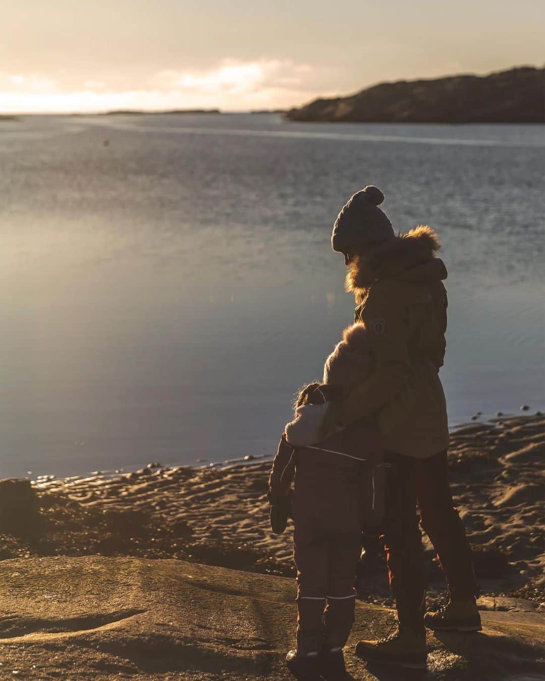 Caroline Berg Eriksenのインスタグラム：「Snart helg igjen og nye tureventyr med gjengen min 🥰❄️🍢☀️」