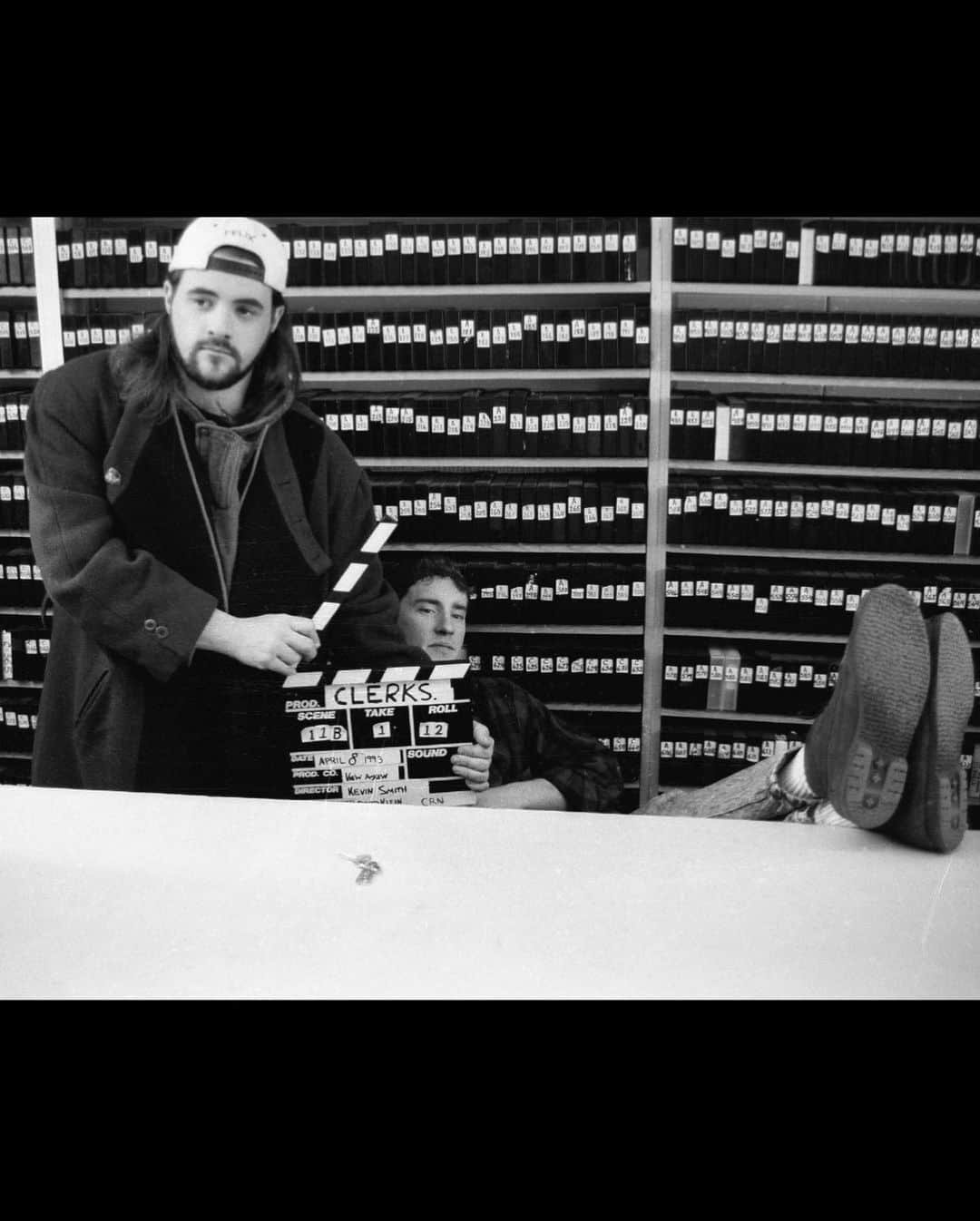 ケヴィン・スミスさんのインスタグラム写真 - (ケヴィン・スミスInstagram)「I started writing CLERKS III on December 28th and just finished the 101 page first draft last night! But the writing doesn’t begin when you start tapping the keys: I’ve been stirring this stew in my brain pan for awhile now. So when I sat down to put years of daydreaming into actual words, the typing part of the writing process was pretty brisk. Fake New Jersey (or what I’ve long called the View Askewniverse) has been so much more preferable to visit than the real world lately - but I’ve told the tale I wanted to tell, so it’s time to step back, hand the script off to a trusted few, and then tinker further based on the feedback. For those keeping score anymore, this is actually Clerks III v.2. I had written a different version of Clerks III about 6 years back - one which I’m now very happy we never made (although I used the opening scene for @jayandsilentbob Reboot). This is a much more personal story than the previous incarnation, drawing directly on the heart attack that nearly killed me (3 years ago next month). It was oddly triggering writing those scenes, as it was the first time in awhile I contemplated how close I came to shuffling lose this mortal coil. But far more than make me mindful of my own mortality, this script to Clerks III makes me laugh out loud. Dante, Randal, Elias, Becky, Jay and Silent Bob are all back, and the premise of the flick allows anyone who was in Clerks or Clerks II to return in some capacity. After a bummer of a 2020, this is how I want to spend some of 2021: at @quickstopgroceries in New Jersey where it all began, with friends and family. And when we finally roll cameras on Clerks III, I will know beyond the shadow of a doubt that I *am* supposed to be there that day! #KevinSmith #clerks3 #clerks #clerks2」1月14日 23時29分 - thatkevinsmith