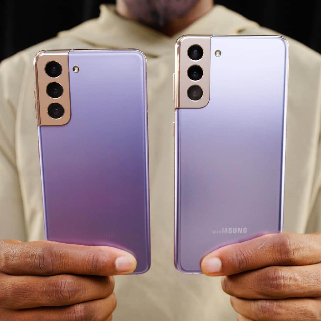 マーケス・ブラウンリーのインスタグラム：「Galaxy S21 and (SWIPE) S21 Ultra are officially here. The whole lineup drops in price and I actually kinda dig the new  design 👀」