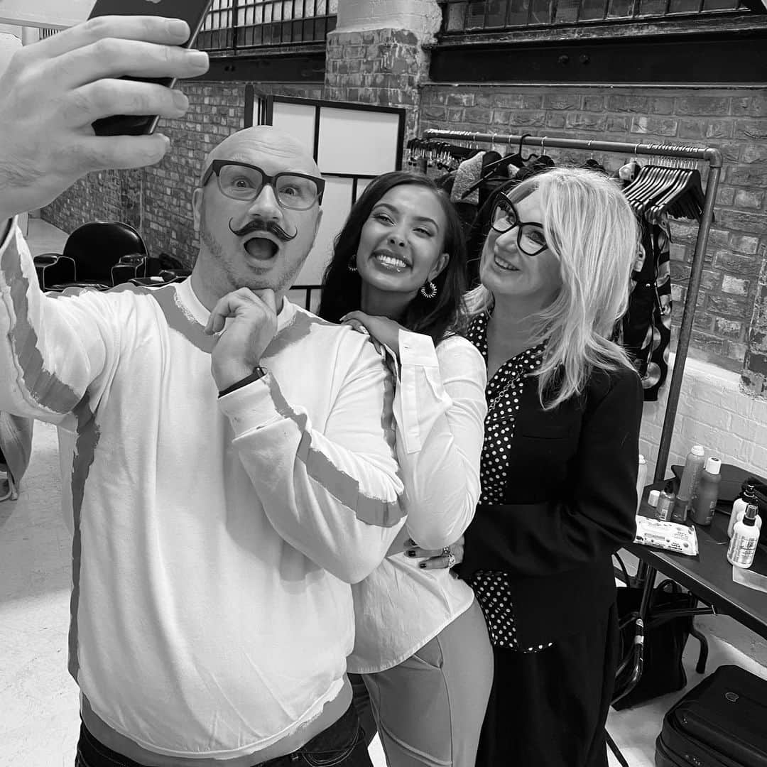 ValGarlandのインスタグラム：「Welcome to the @glowupbbc #GlowUpGang @MayaJama 💥💥💥💥  #GlowUp #GlowUpBBC #ValGarland #DominicSkinner #MayaJama」