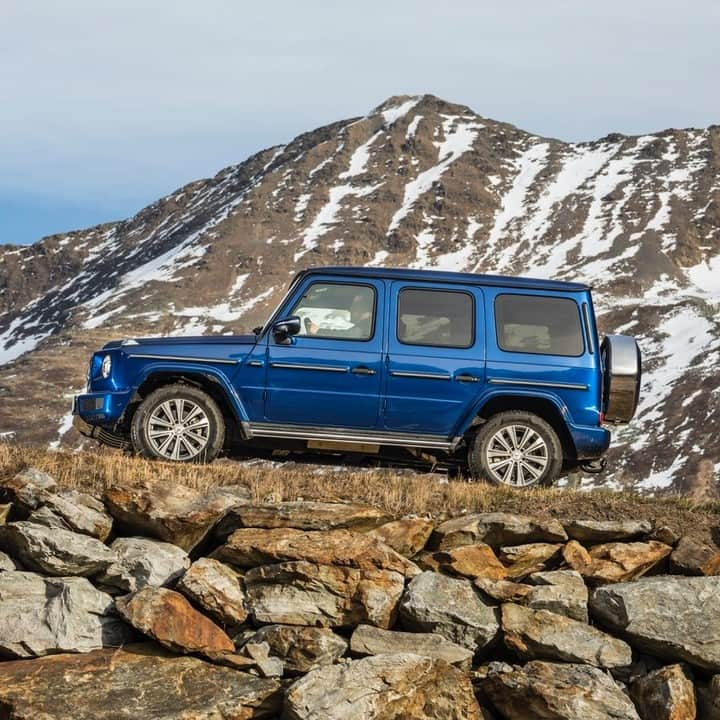 メルセデス・ベンツさんのインスタグラム写真 - (メルセデス・ベンツInstagram)「When your commute is a bit more adventurous...  #MercedesBenz #GClass #strongerthantime #offroad」1月14日 16時01分 - mercedesbenz