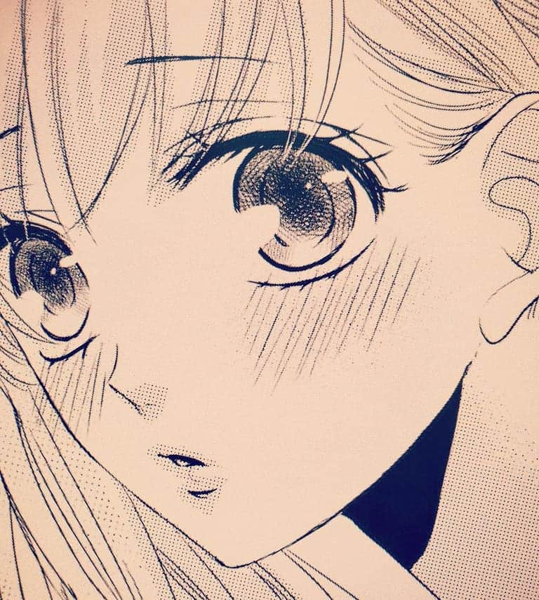 朱神宝のインスタグラム：「描いてる私だってリサになりたい人生だったわ😌  でもまぁ、生きてご飯食べれて寝れて動けて。それだけで良しなのです✨ 毎日良しなのです。 晴れてるとラッキーだし、良い絵が描けたら嬉しいし、鳥が飛ぶ瞬間が見れたら超ラッキーだし、毎日小さなラッキーを探すのも大事なんだとお休みをいただいて改めて感じるのです。  あ、でも私は野心も夢も永遠に忘れたらダメなので、 穏やかだけで満足は出来ないのだ。  皆にラッキーあれ🍀  #コヒバニ」
