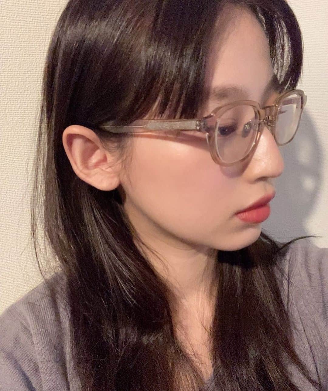 中尾有伽のインスタグラム：「. 新しい眼鏡本当に可愛くてお気に入り👓 .   #photo #selfie  #model #actress #shooting   #fashion #make #cosme #beauty #hair  #japan #japanese #girl  #new #glasses #eyewear #keany」