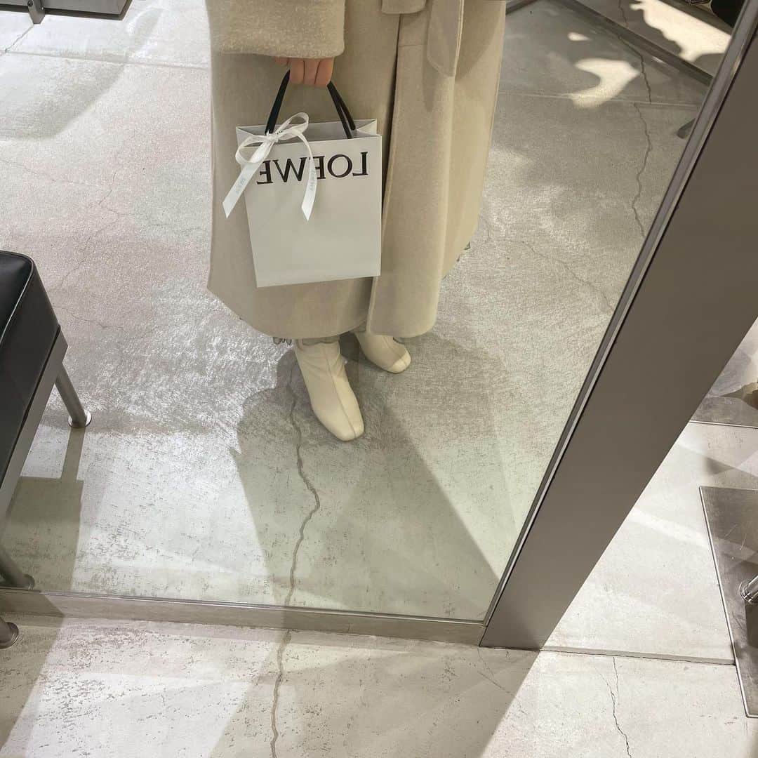 manacaのインスタグラム：「#loewe」