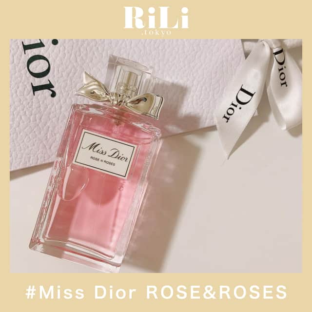 RiLiさんのインスタグラム写真 - (RiLiInstagram)「【Miss Dior ROSE&ROSES】で大人の女性に🌹⁣ ......⁣ Miss Diorから新たな香り【Miss Dior ROSE&ROSES】が誕生🥂シュッとひと吹きするだけで、バラの花束を抱えているかのような気分になれるんだって😌🌹⁣ 清潔感があるみずみずしい香りでどんな場所にもピッタリ🎶特にデートの時など、女性らしさを出したい時には時にはおすすめだよ👫⁣ ちょっと背伸びして大人っぽくなりたい子はぜひ、ディオールの香水を試してみてね💓⁣ ❣❣❣❣❣⁣ サイトやSNSで掲載させていただくお写真募集中😘📸⁣ かわいいコーデやアイテム、注目スポットなどが撮れたら、ハッシュタグ→#rili_tokyo  を付けて投稿❗⁣ ．⁣ Special Thanks💋 Photo by⁣ @akn916⁣ @anfye__kankan⁣ @kozue_hayasaka⁣ @sugav_7⁣ @i_am_harunii⁣ .⁣ #MissDiorROSEandROSES #MissDior #ROSEandROSES #ミスディオール #ディオール #香水 #香り #大人っぽアイテム #rili_tokyo #おしゃれさんと繋がりたい #お洒落さんと繋がりたい #ファッション #패션스타그램 #ootd #outfit」1月14日 18時00分 - rili.tokyo