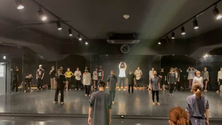 黒須洋壬のインスタグラム：「黒須洋嗣 JAZZ CLASS 2021.Jan.14 @danceworks_jpn  @xross  #あなた @kuma_power  #dance #jazzdance  #tokyo #japan」