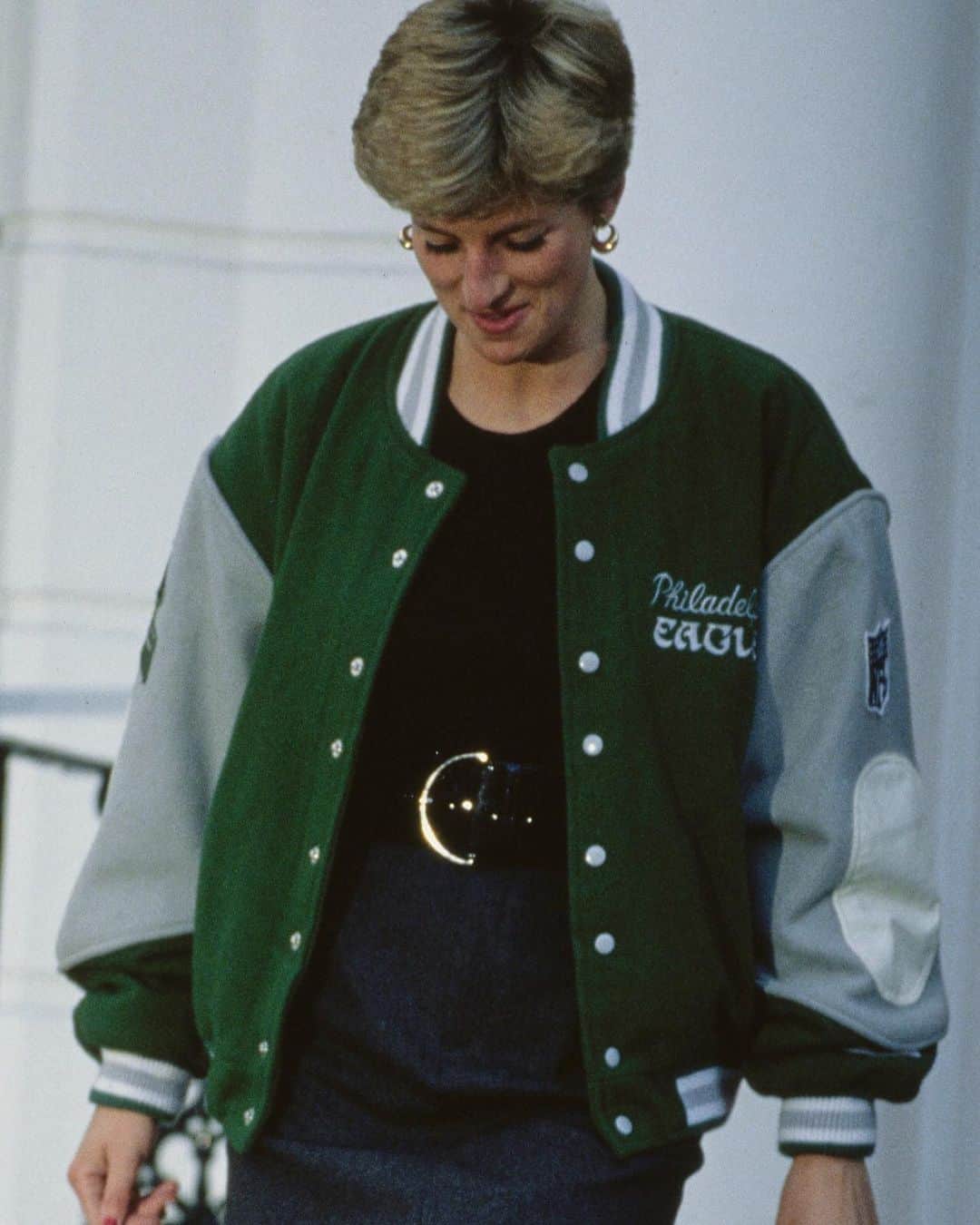 Vogue Italiaさんのインスタグラム写真 - (Vogue ItaliaInstagram)「The bomber jacket - so much loved by #PrincessDiana - might come back as the protagonist of the SS21 season… Discover why at the link in bio.」1月14日 18時17分 - vogueitalia