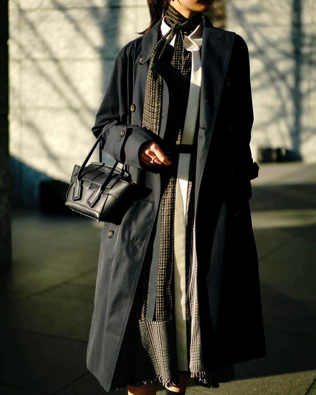 Fashionsnap.comさんのインスタグラム写真 - (Fashionsnap.comInstagram)「【スナップ】 Name: 里菜  Coat #無印良品 Dress #sacai Bag #BOTTEGAVENETA Shoes #both Earring #VivienneWestwood  Photo by @_cconn  #スナップ_fs #fashionsnap #fashionsnapwo_women #snap #ファッションスナップ #streetsnap #ストリートスナップ #japan #tokyo #fashion #streetstyle #streetwear #streetscene #ストリートファッション #style #コーディネート #tokyofashion」1月14日 18時41分 - fashionsnapcom