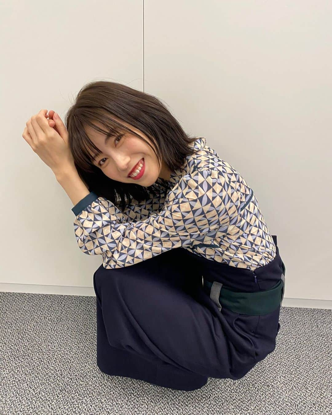 横山由依さんのインスタグラム写真 - (横山由依Instagram)「21:00〜 #めちゃかわTV みてくださいね🥰  #めちゃかわTV」1月14日 18時55分 - yokoyamayui_1208