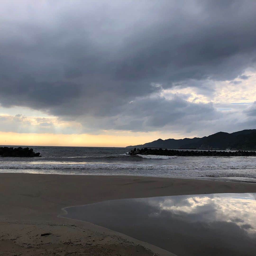 のインスタグラム：「﻿ ﻿ 旅行も行きたいし普通に遊びたいコロナ本気嫌い👿﻿ ﻿ ﻿ ﻿」