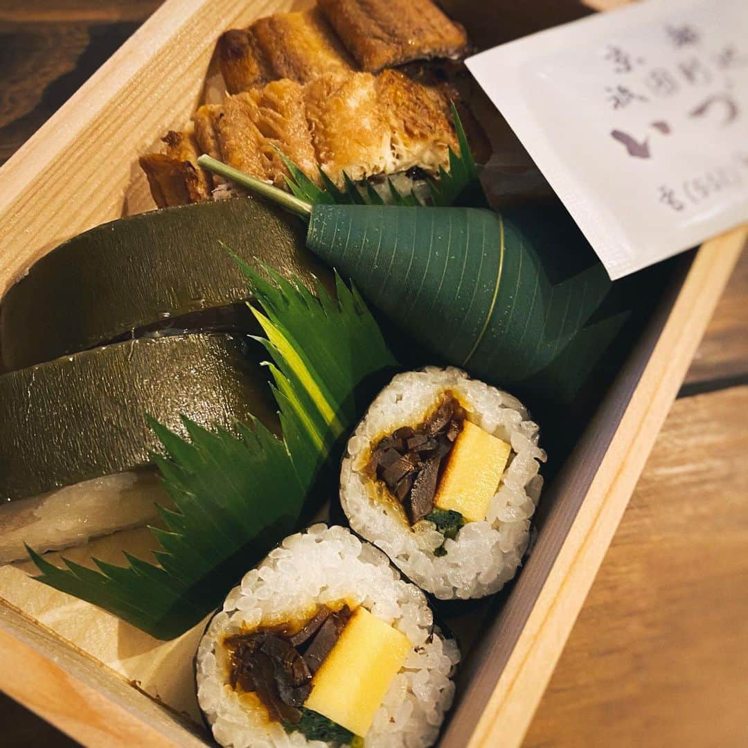 小越勇輝さんのインスタグラム写真 - (小越勇輝Instagram)「日本食は落ち着くな〜。  こないだも同じようなこと言ったな。  今週も残り少ないし、 今月折り返すし、 張り切っていきましょう。  #ogostagram  #2021 #1月 #日本食」1月14日 20時26分 - yuki_ogoe