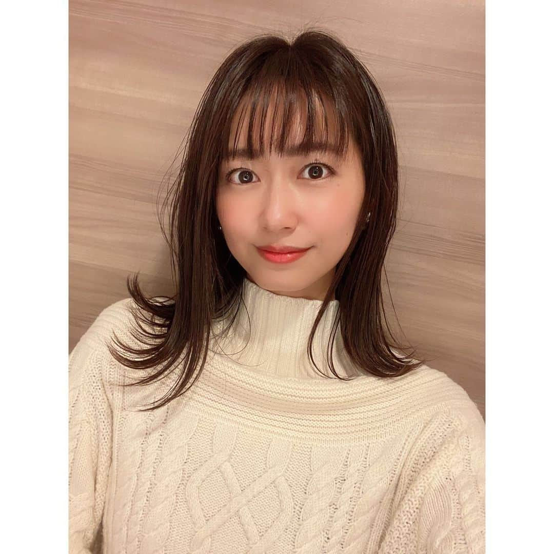 吉川亜樹さんのインスタグラム写真 - (吉川亜樹Instagram)「#haircolor #haircut  もう15年以上ヘアサロンは変えておらずです✂️ いつも何も言わなくても 似合うヘアスタイルにしてくれるので任せて安心✨ @tasty_private_garden  #吉川亜樹 #ヘアカラー #ヘア #美容院 #大阪 #堺 #なかもず」1月14日 20時24分 - yoshikawa_aki